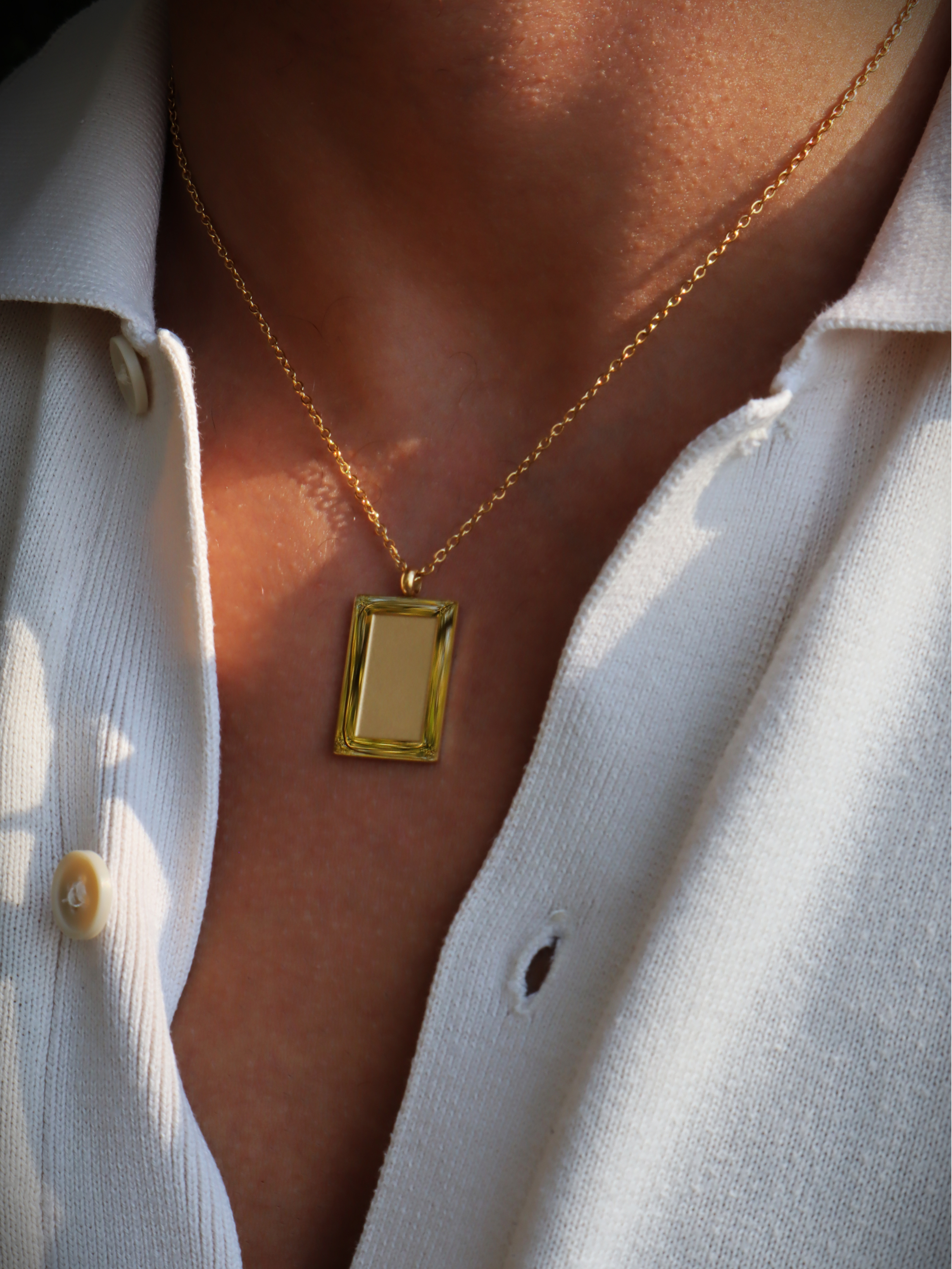 WINDOW KETTING